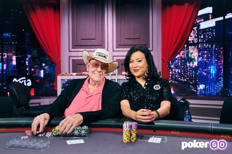 Doyle Brunson and Jennifer Tilly on the set of High Stakes Poker 
